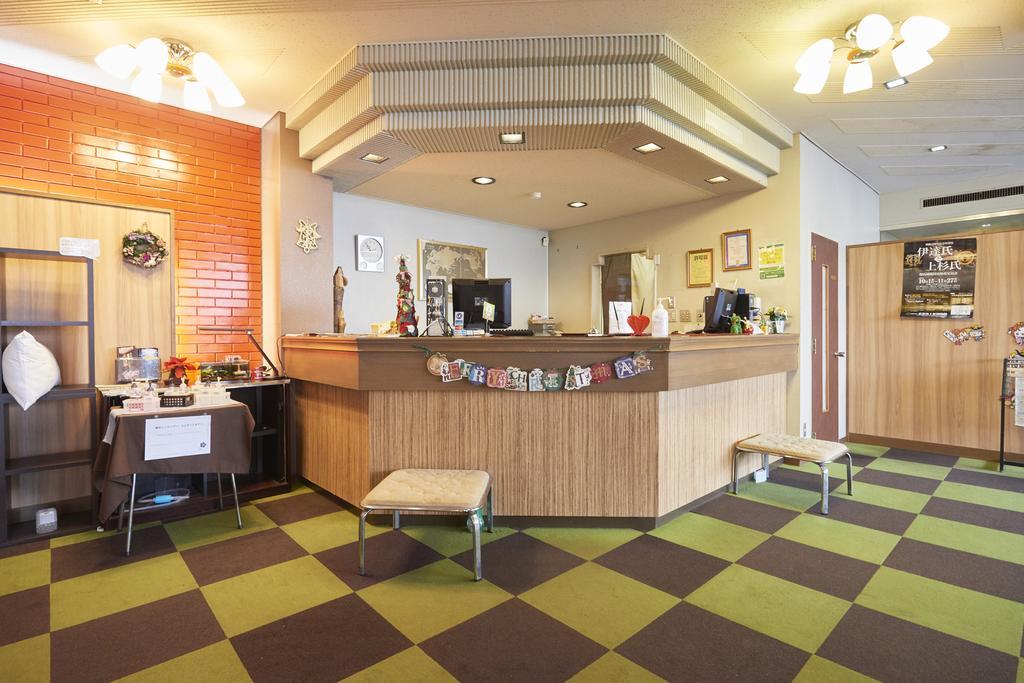 Select Inn Yonezawa Bagian luar foto